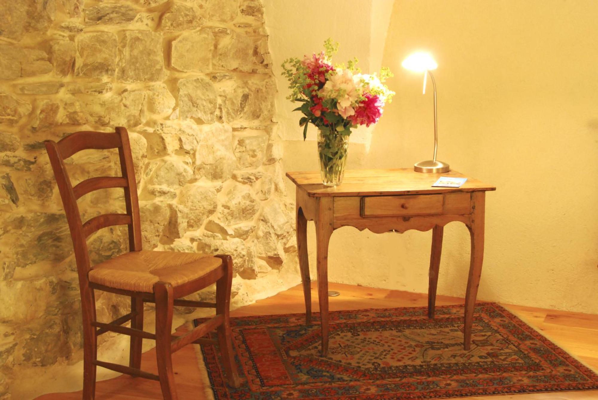 La Ferme De Beaute Bed and Breakfast Chateauroux-les-Alpes Rum bild