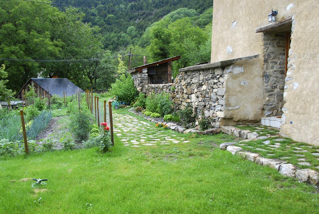 La Ferme De Beaute Bed and Breakfast Chateauroux-les-Alpes Exteriör bild